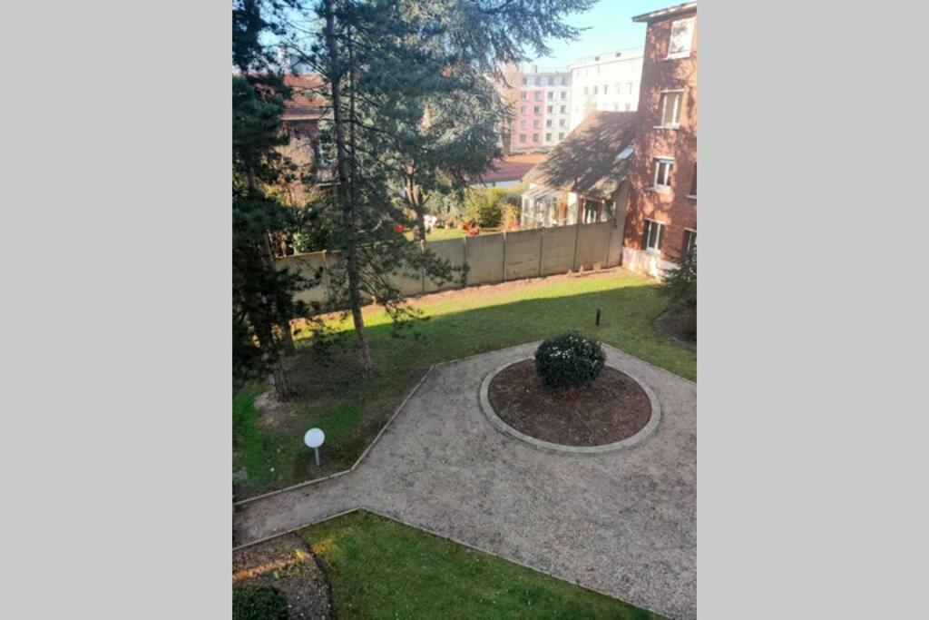Logement Entier+ Jardin Prive Et Parking 2Places Rouen Exterior foto